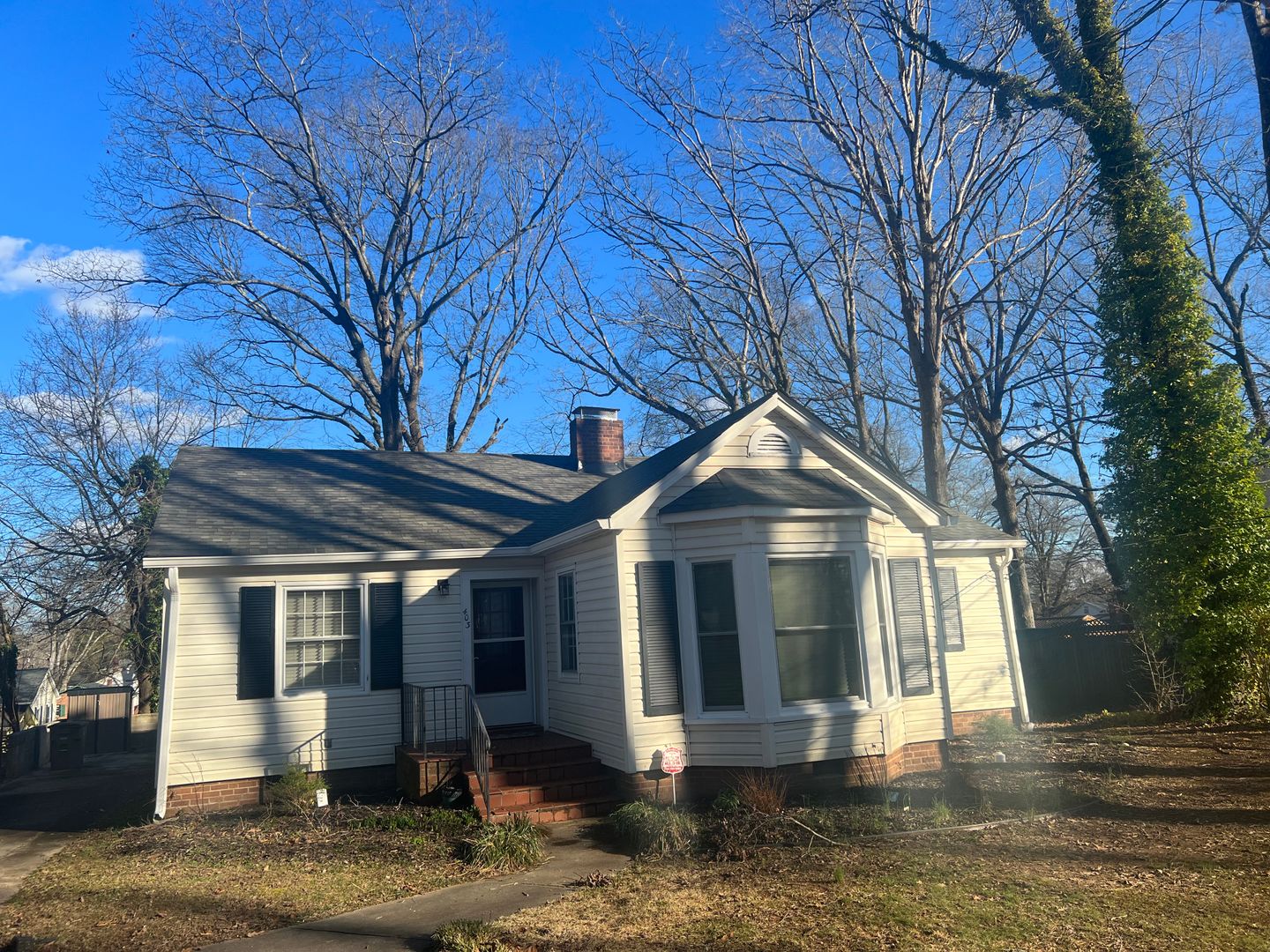 Shelby House: 403 Woodside Drive