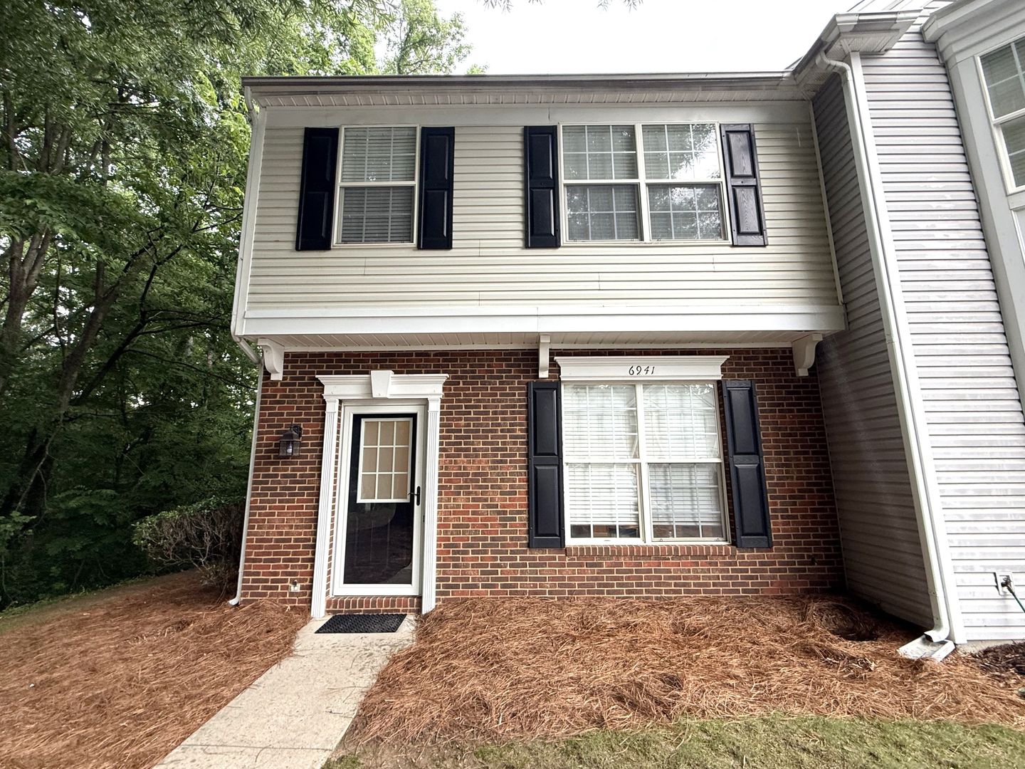 Charlotte House: 6941 Rothchild Drive