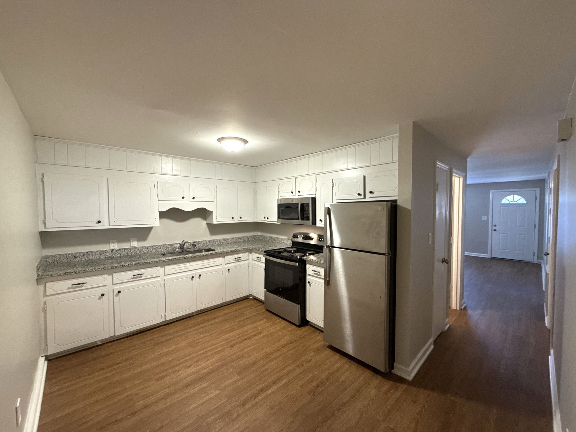 Belmont Apartment: 409 Hawley Avenue - Unit 7