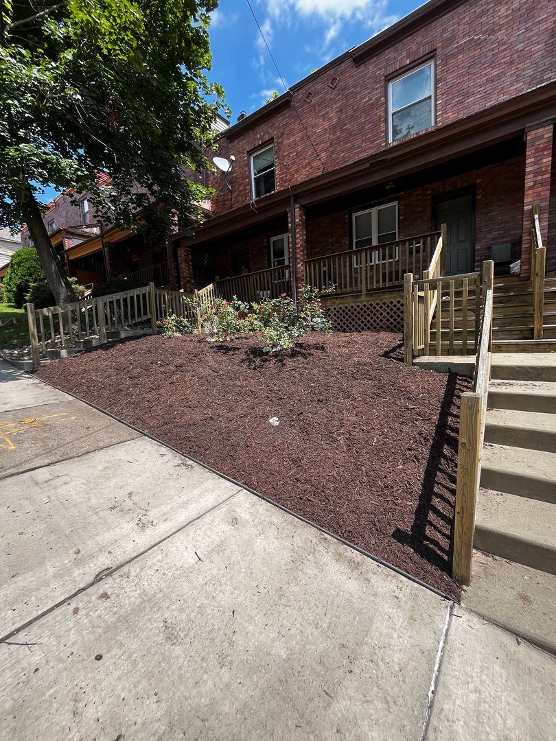 PIttsburgh Townhome: 413 Sweetbriar