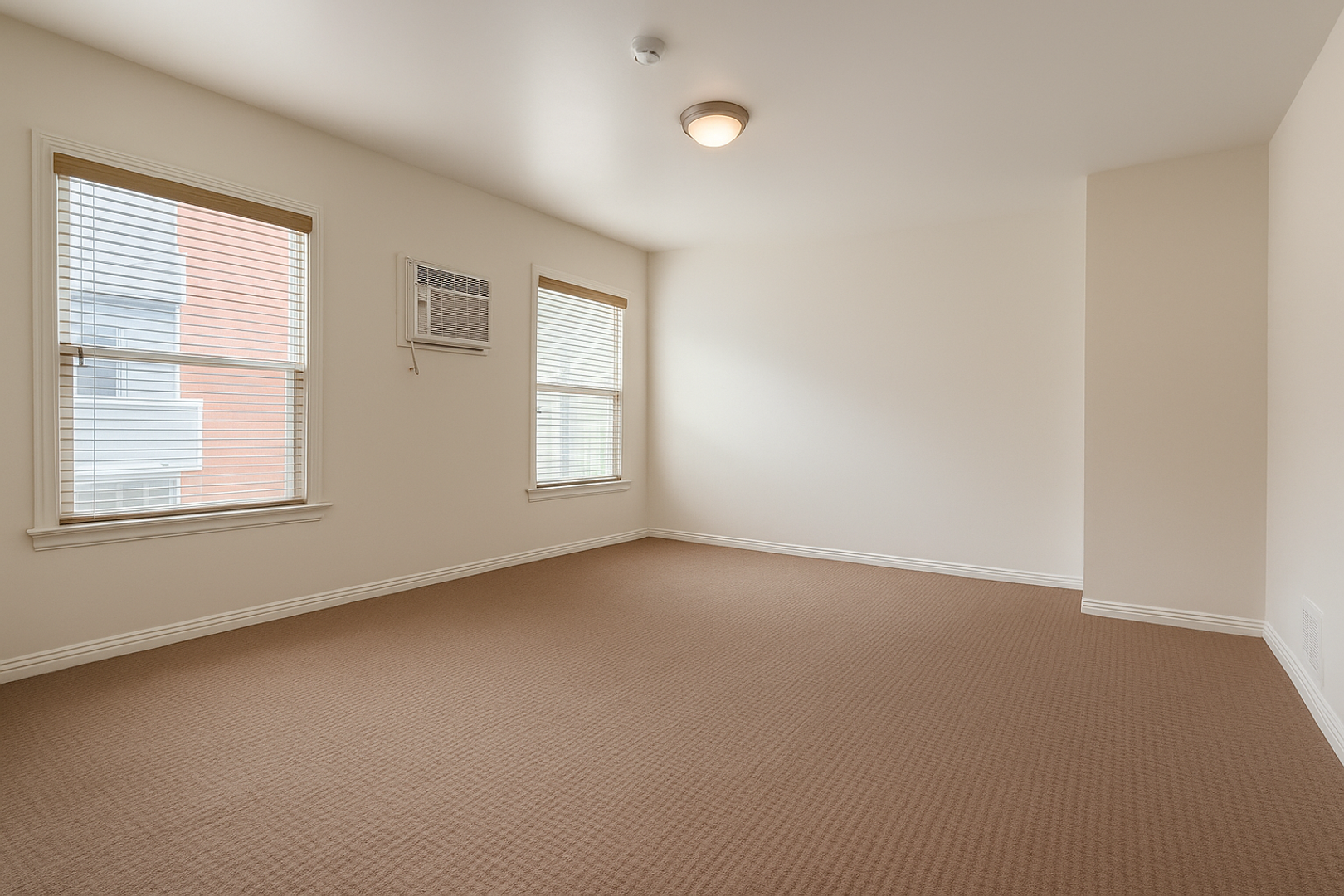 Los Angeles Apartment: 442 Kelton Ave