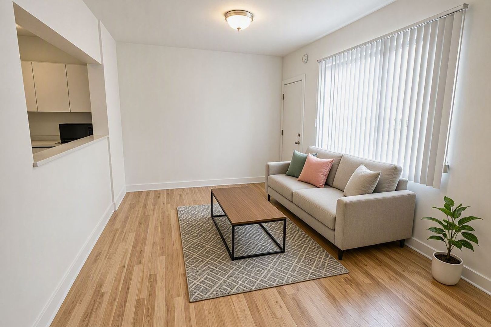 Los Angeles Apartment: 2601-2611 S. Orchard Ave. & 1238 W Adams