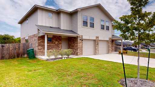 Price Drop $1,650 + 2 Weeks Free!!!! – photo 1