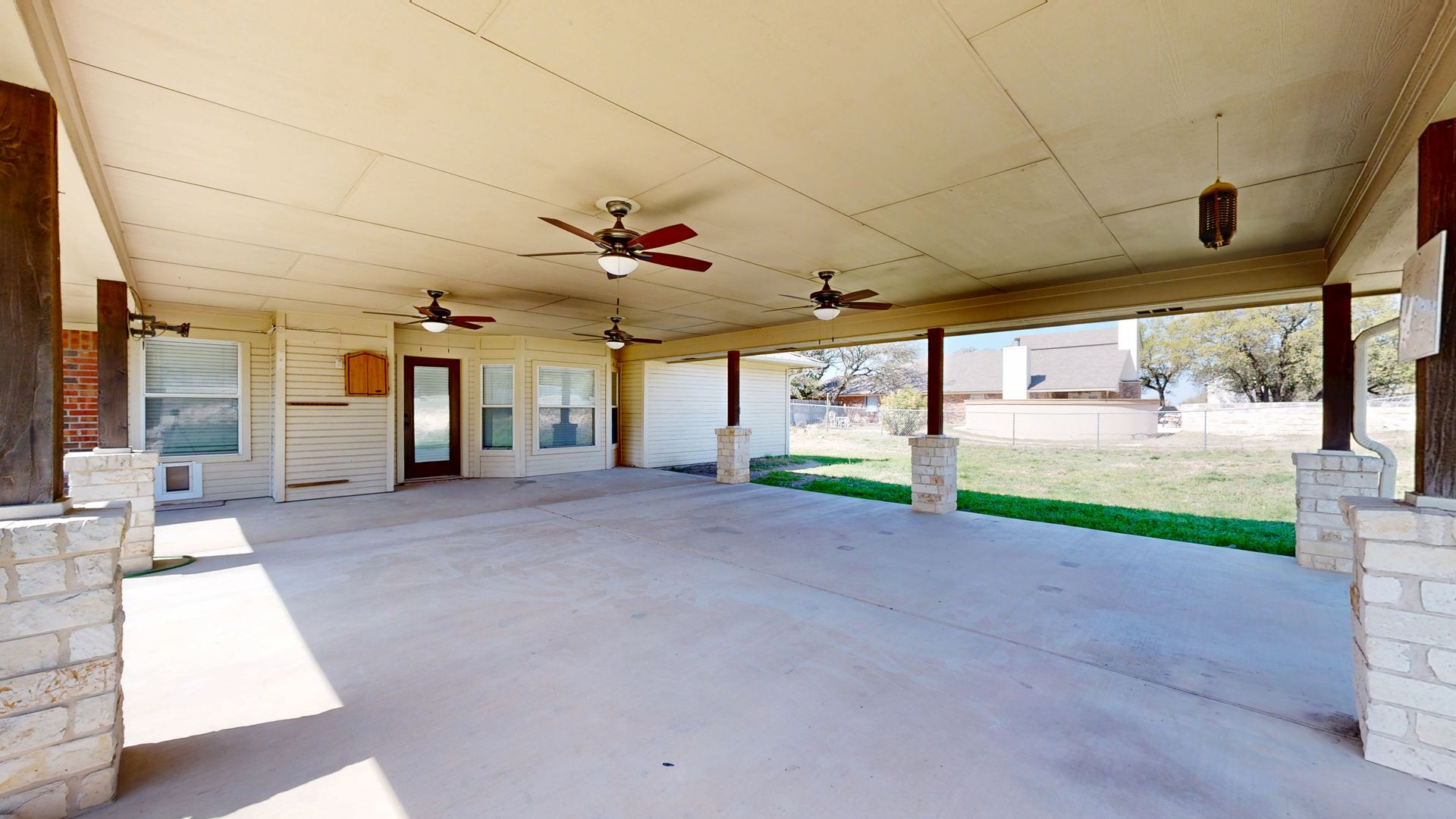 2 WEEKS FREE + $2,195 for OVER 1 ACRE LOT IN SCENIC COPPERAS COVE