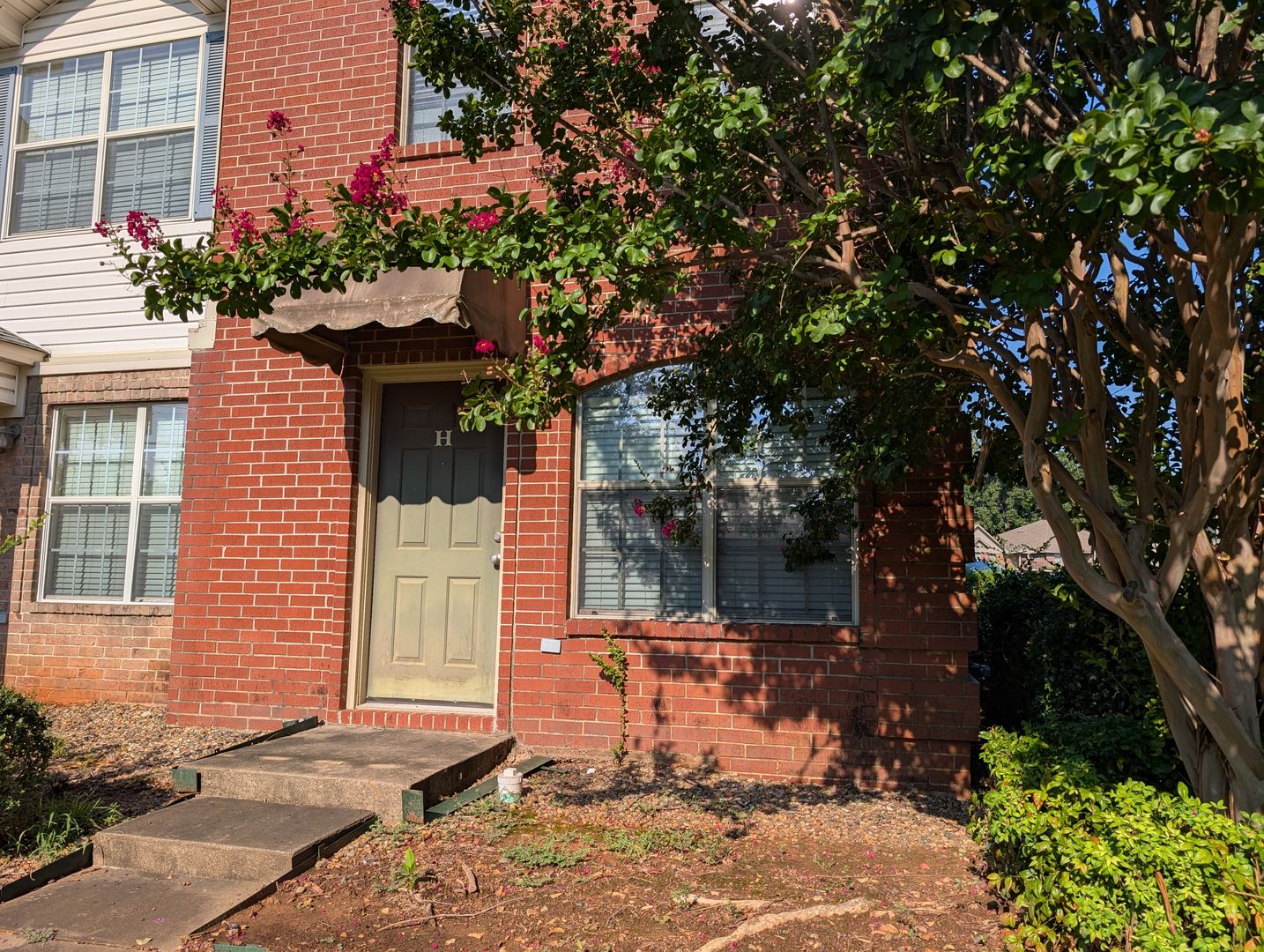 Texarkana Townhome: 501 Belt Rd. H