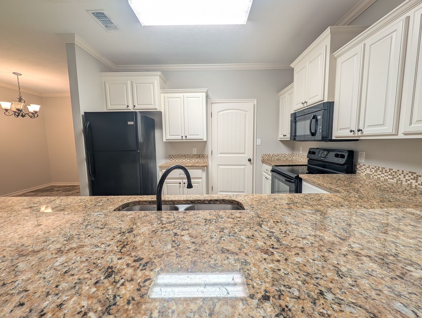 Texarkana Townhome: 4 Fernwood Drive