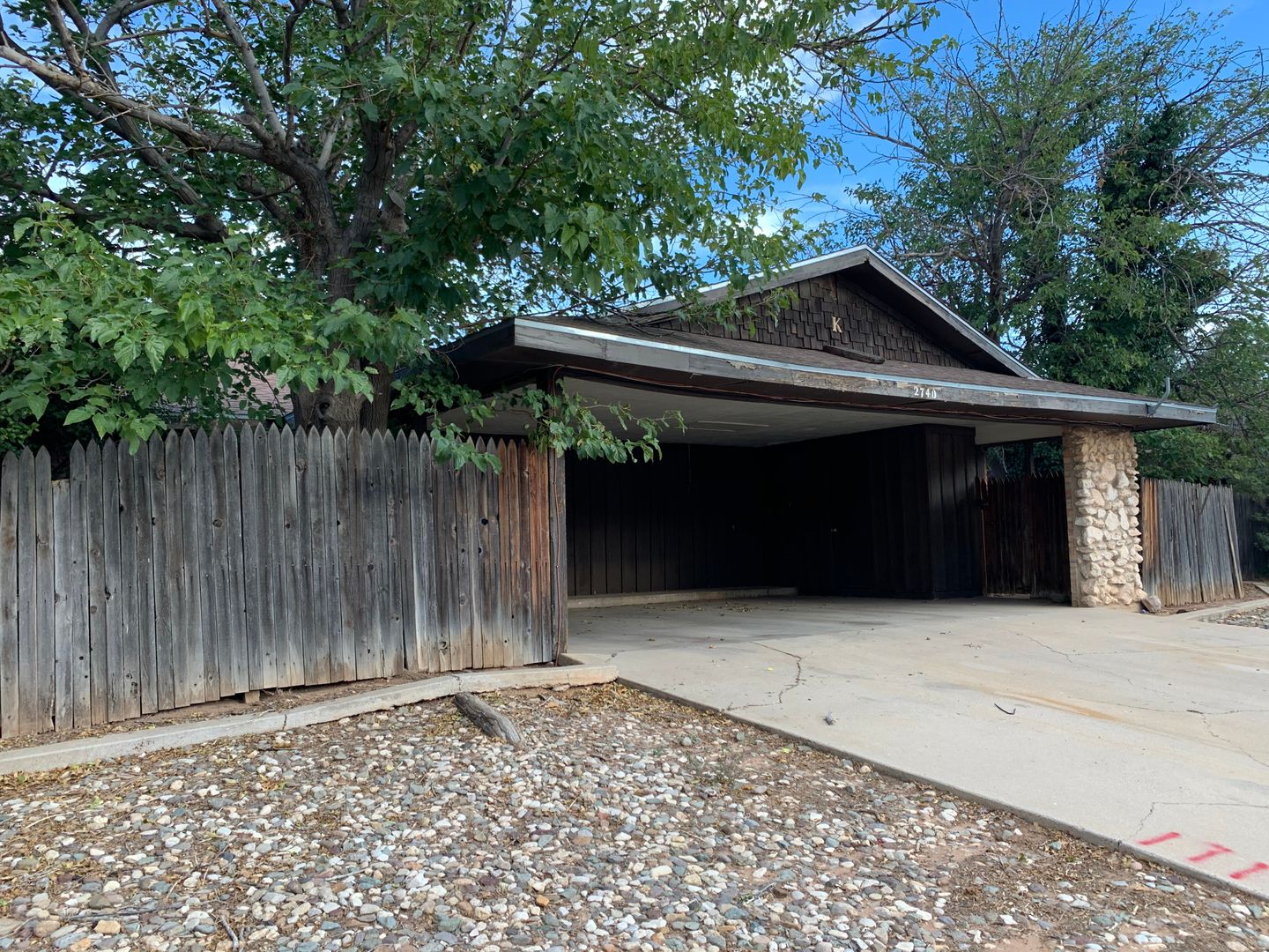 Odessa House: 22-2740 Pagewood