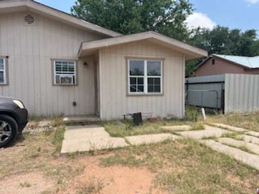 For Lease - 2302 A Tom Green - Odessa Texas