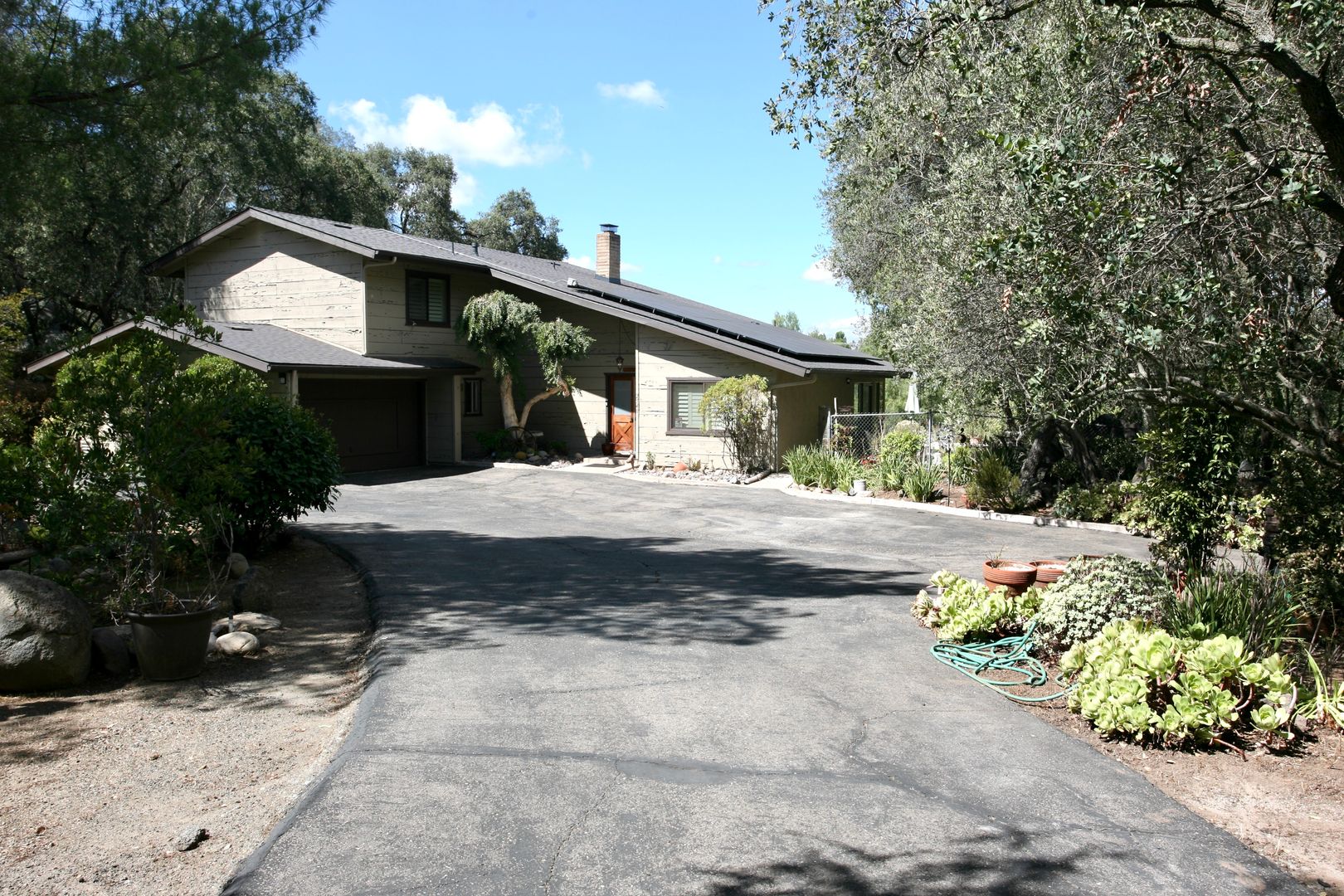 Alpine House: 2540 Big Wagon RD.
