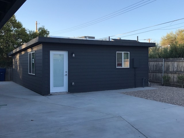 Tucson House: 244 N. Harris  Unit B