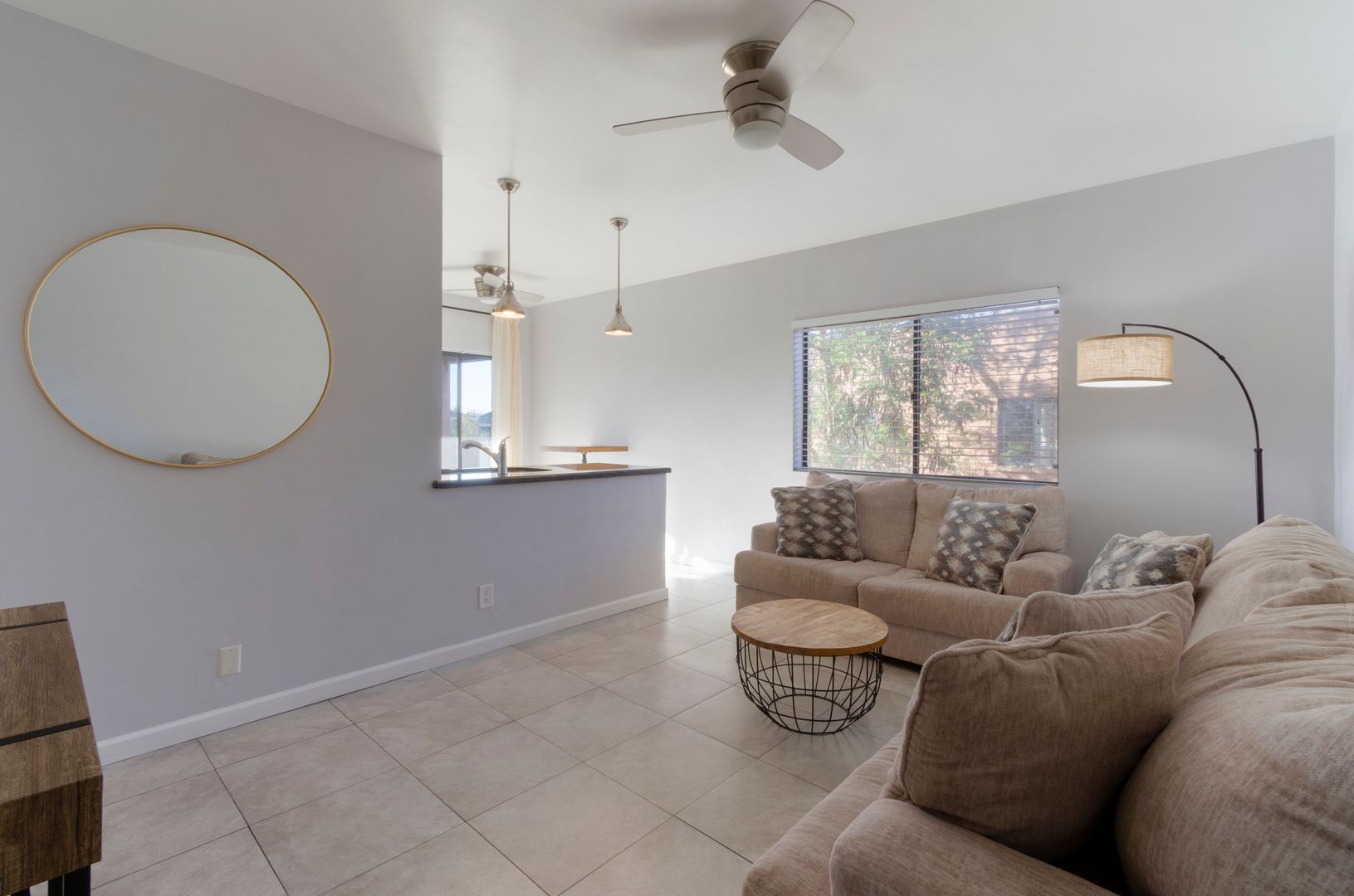 Tucson House: 1530 S Columbus Blvd #8 - Columbus