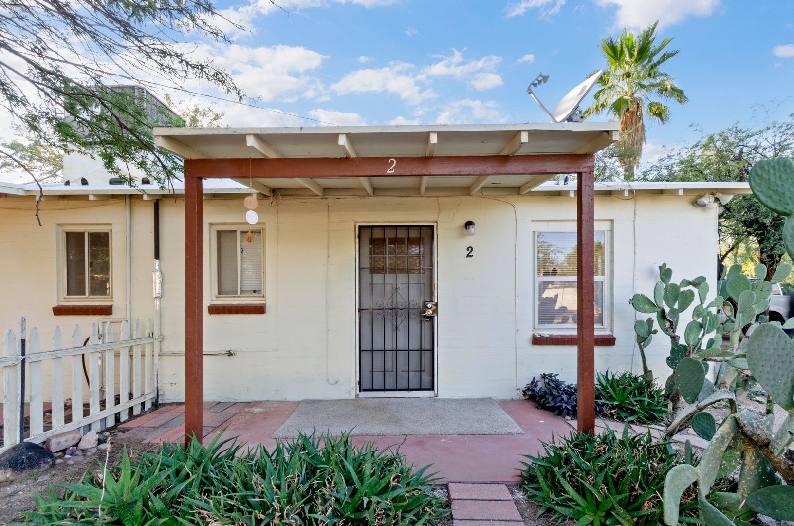 Tucson Apartment: 3715 E. Glenn
