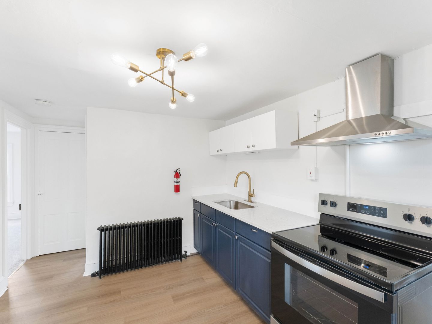 Millville House: 213 N 6th St