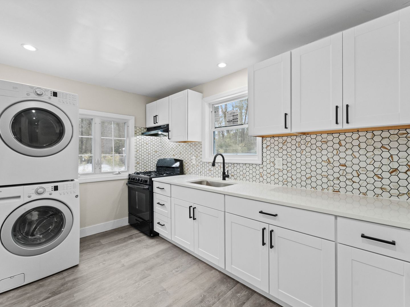 Browns Mills House: 30 Marygold Ave