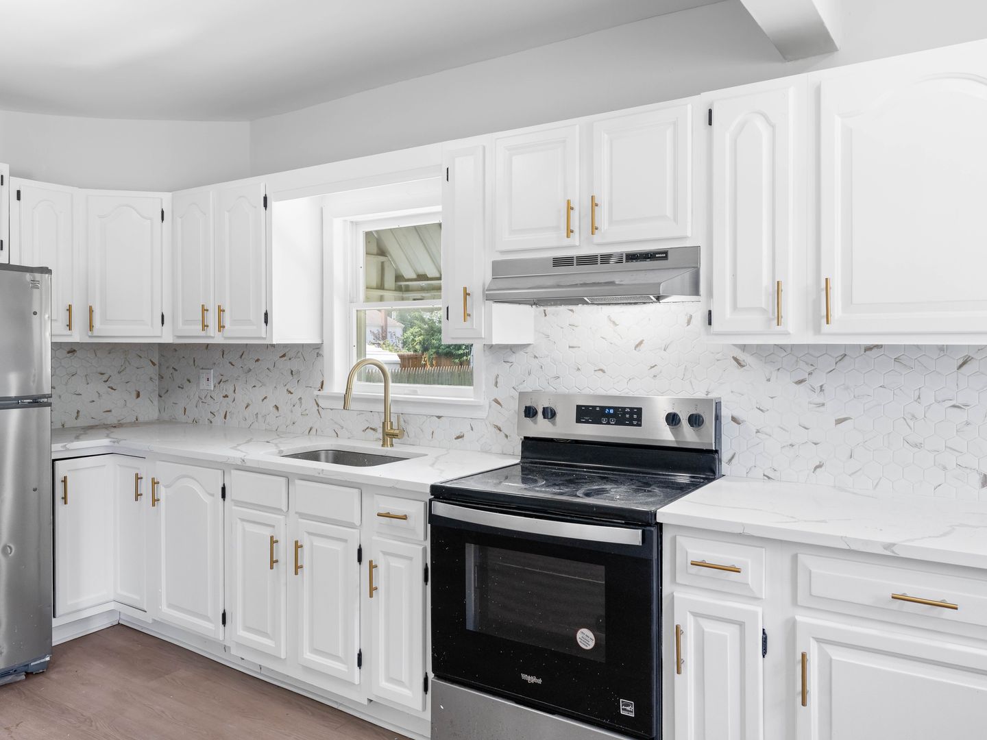 Hainesport House: 1101 Marne Hwy