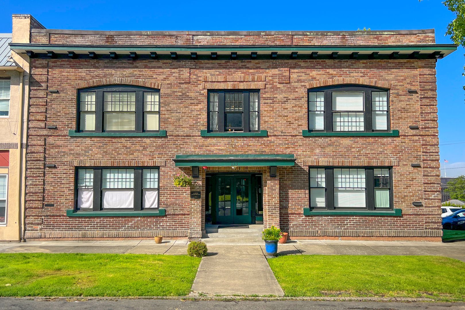 Chehalis Apartment: 133 N Market Blvd