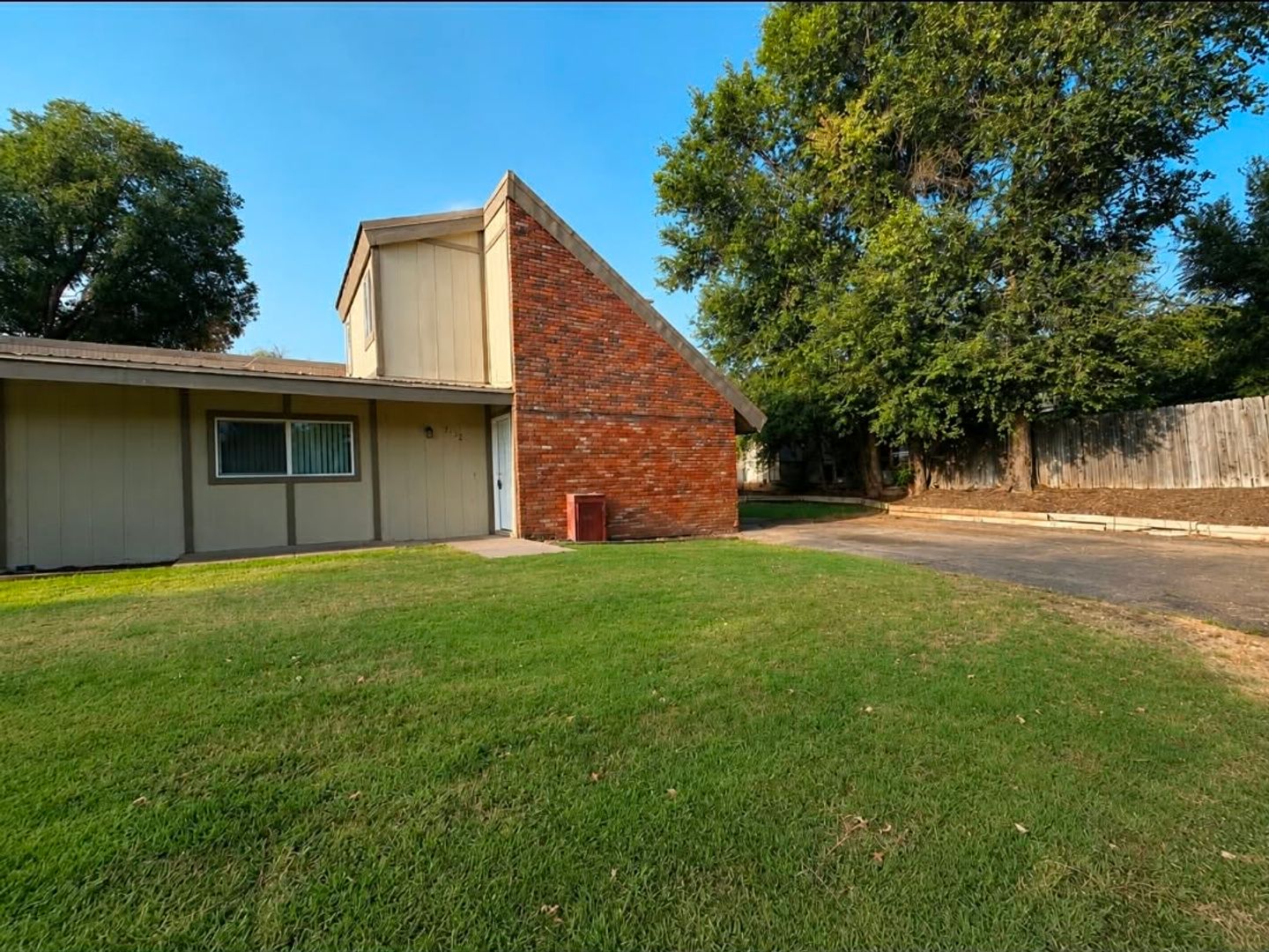 Greeley Townhome: 2532 W 3rd St