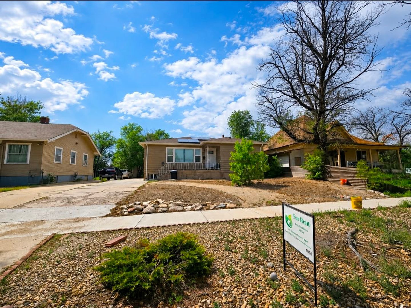 Greeley House: 505 13th Ave. Apt 2
