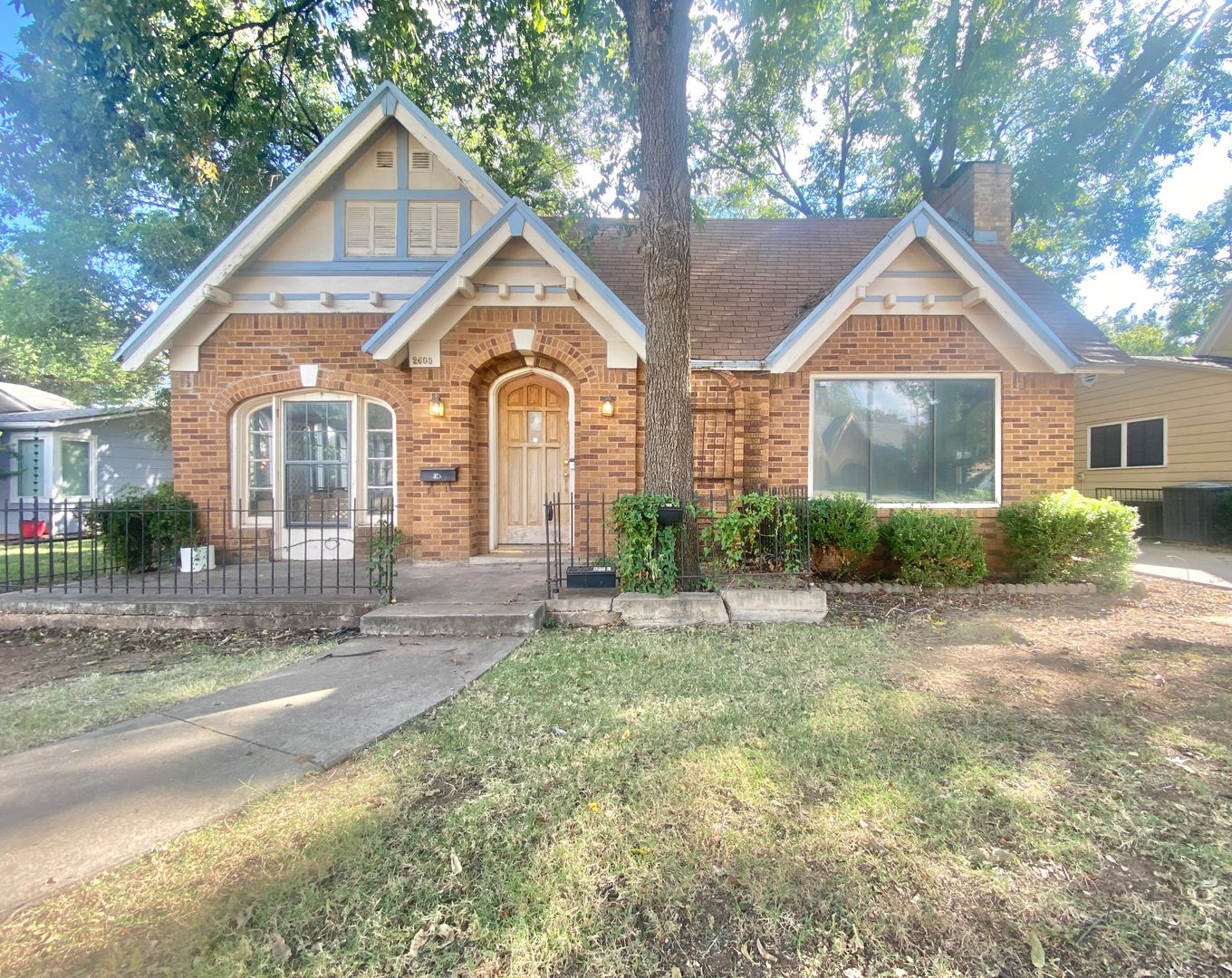 Lubbock House: 2605 22nd St. - Main Unit