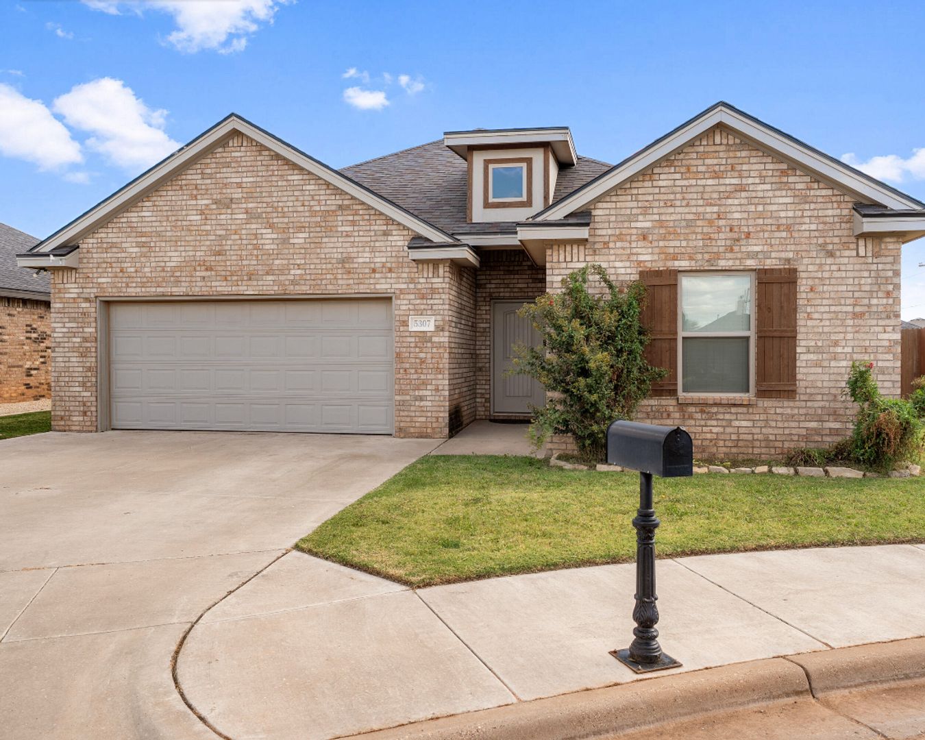 Lubbock House: 5307 Lehigh Ave.