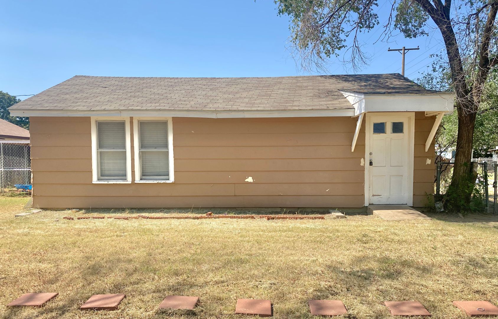 Lubbock Apartment: 5110 38th St
