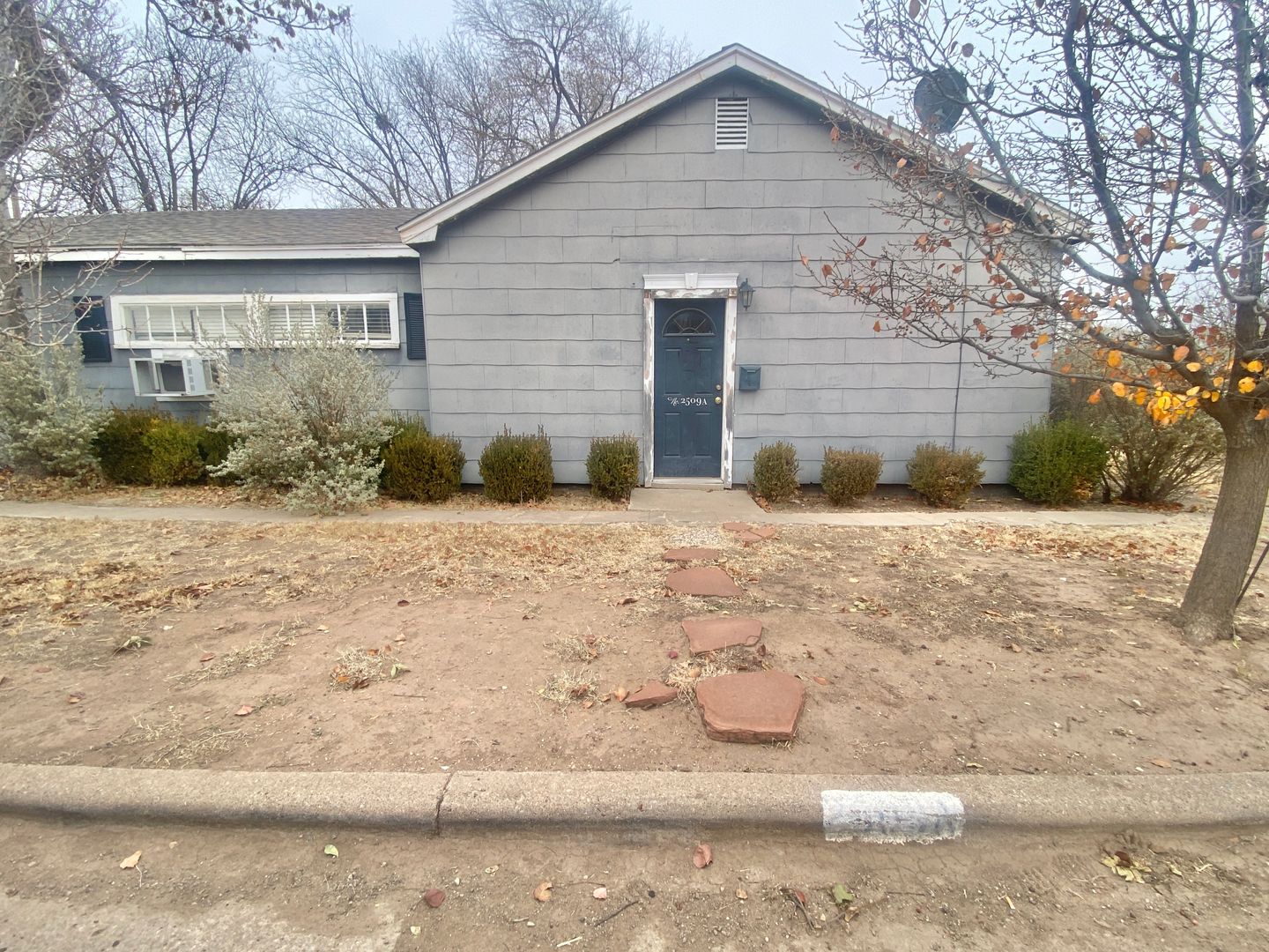 Lubbock Apartment: 2509 Knoxville Ave.