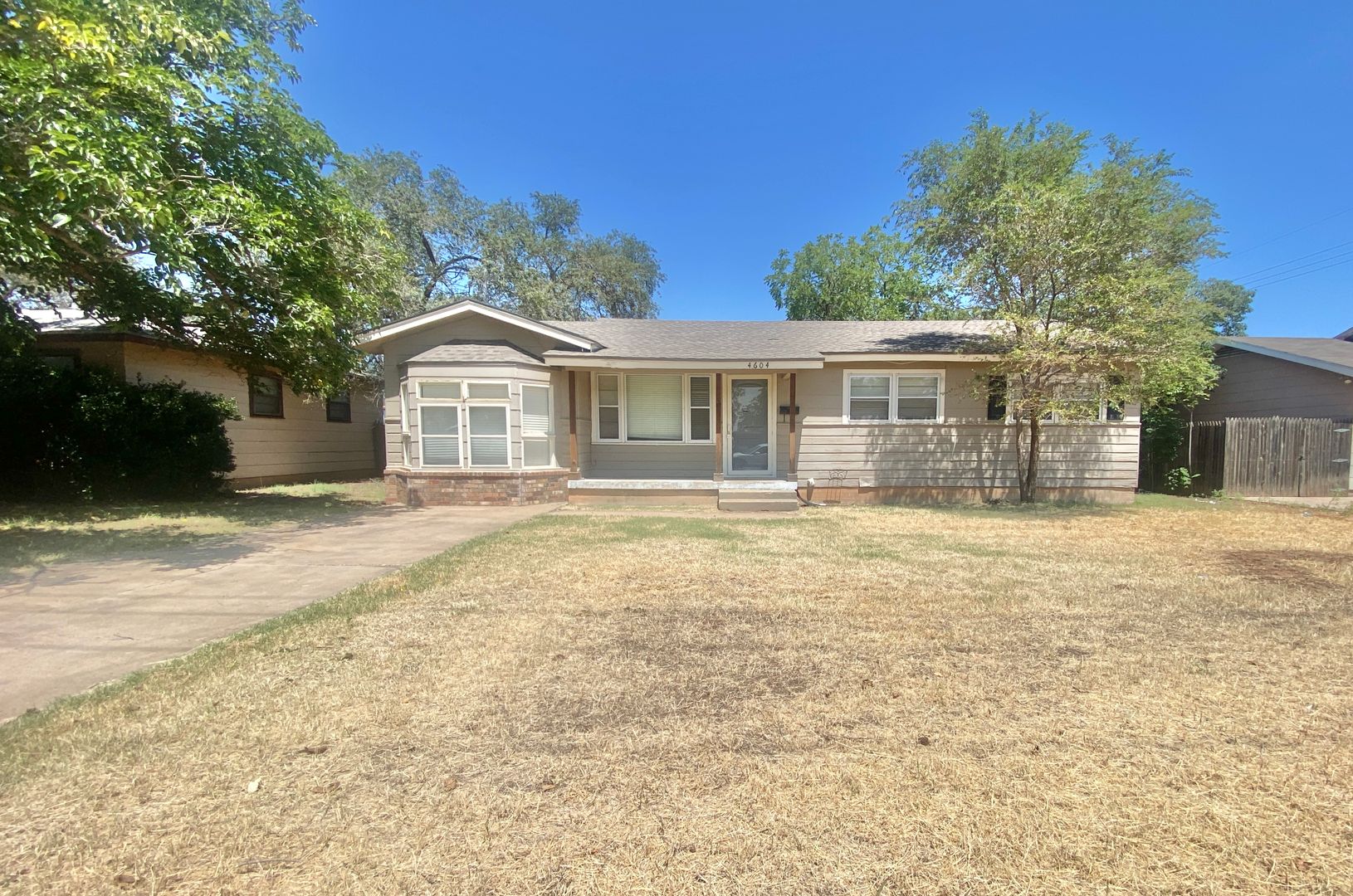 Lubbock House: 4604 42nd St.