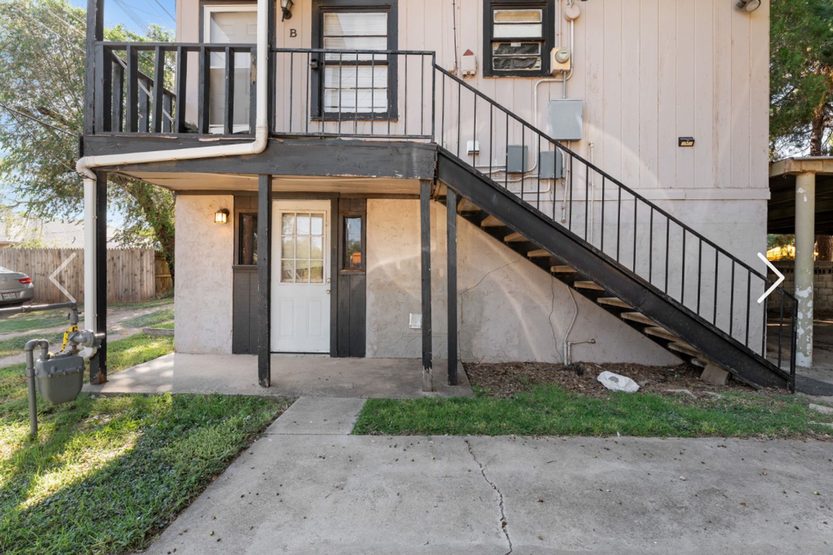 Lubbock House: 2605 22nd St. - Rear Unit