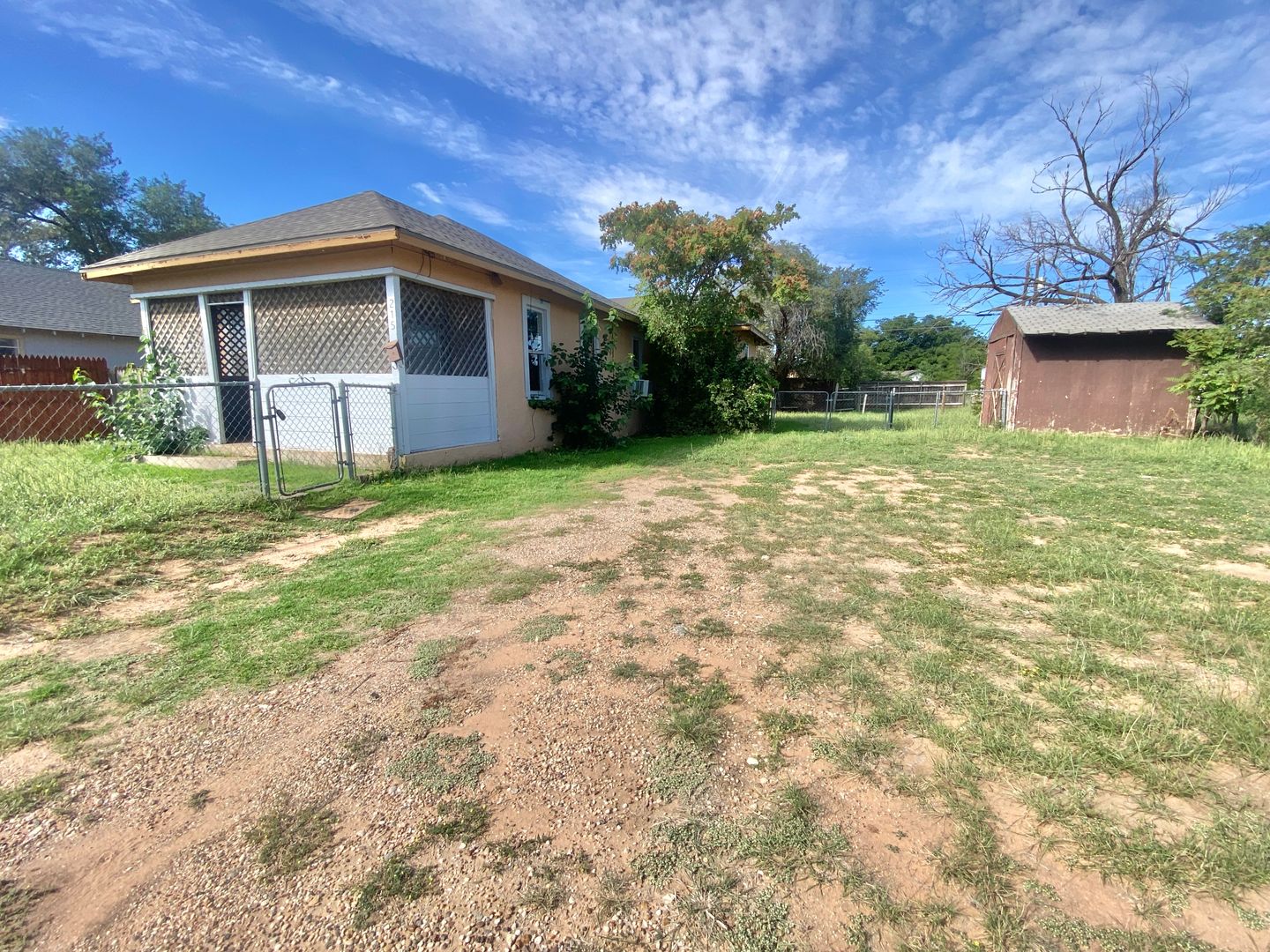 Slaton House: 215 S. 3rd St.