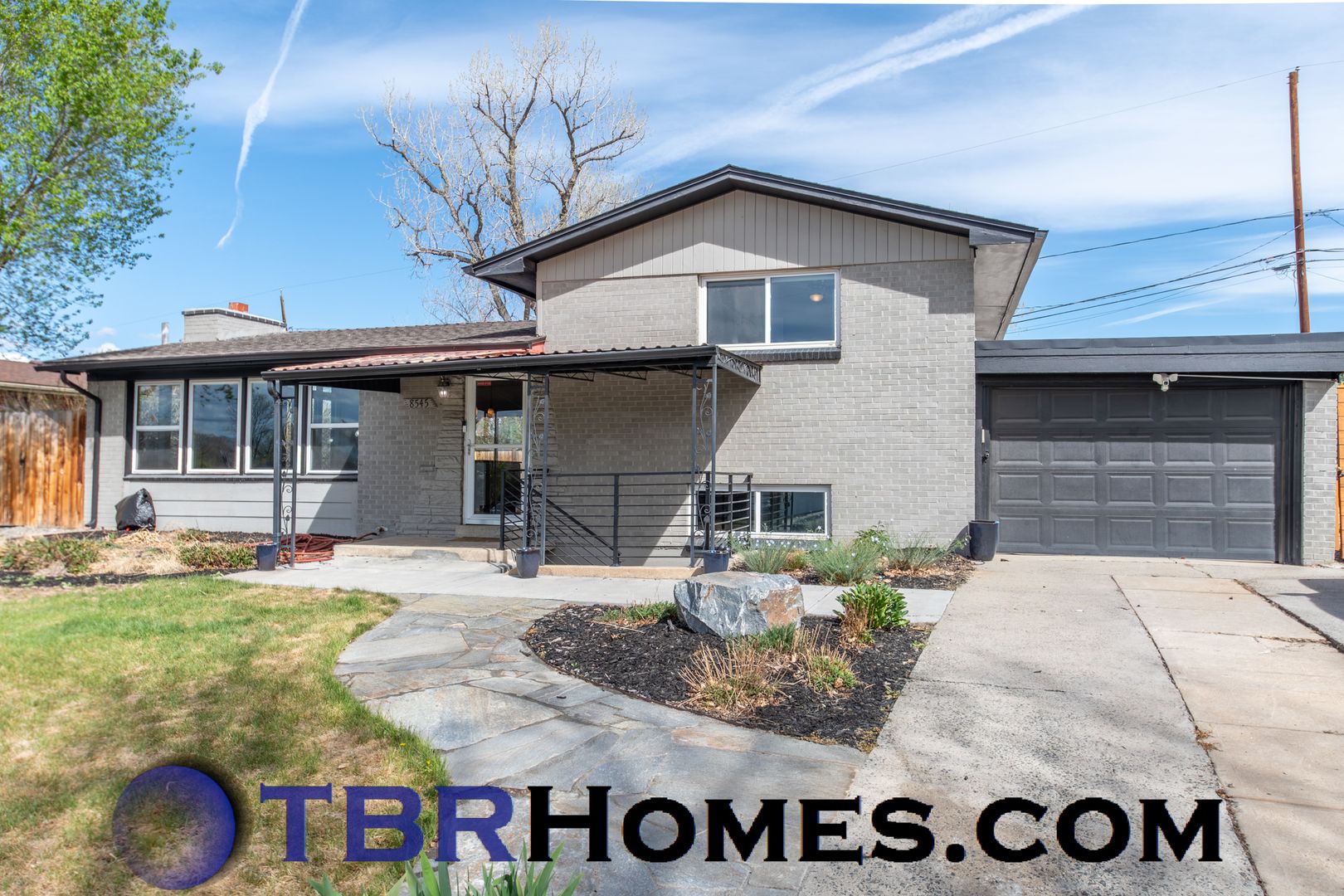 Arvada House: 8545 W 64th Pl