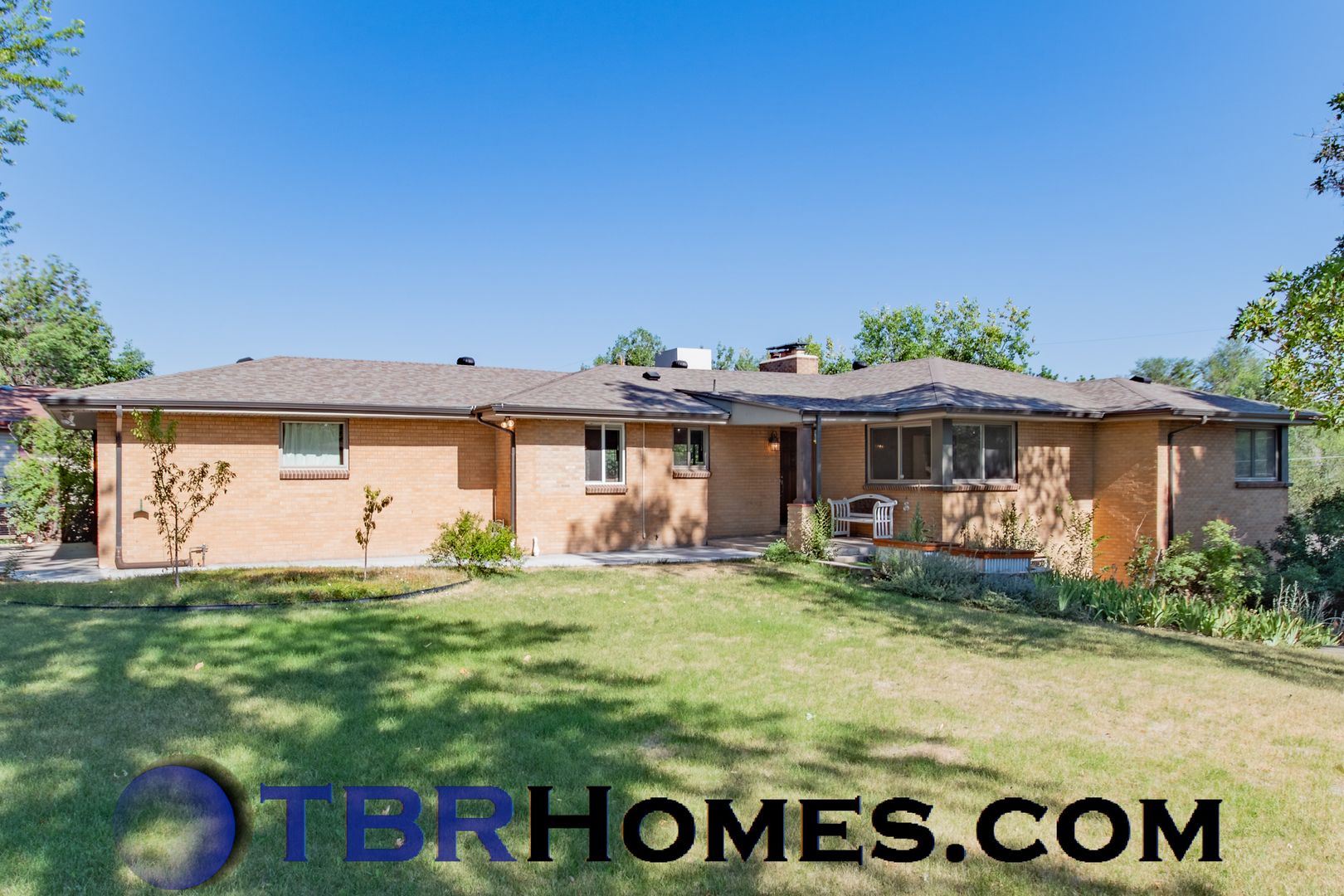 Lakewood House: 8635 W Tennessee Pl