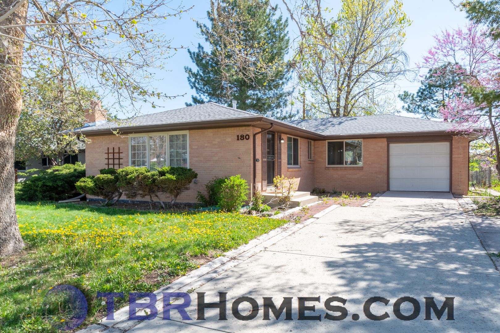 Broomfield House: 180 Agate Way