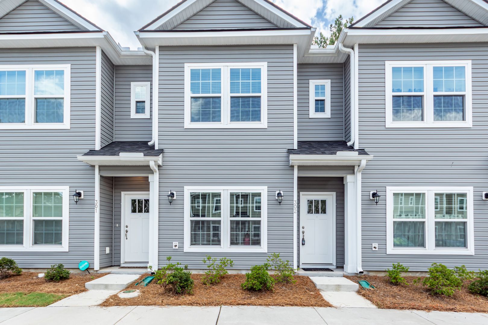 Wando House: 302 Twin Rivers Drive