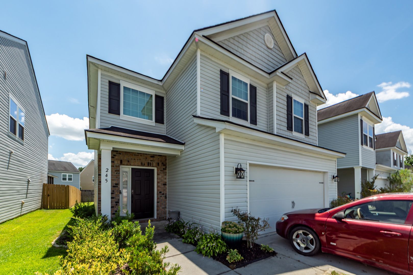 Moncks Corner House: 245 Swamp Creek Lane