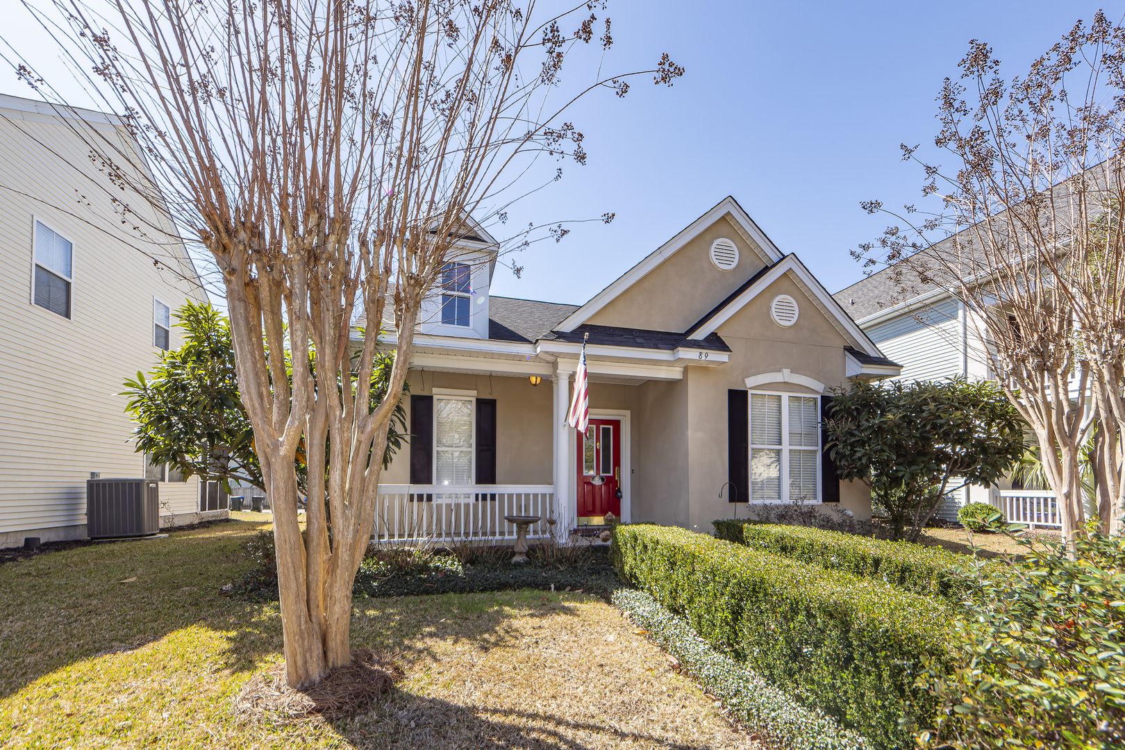 Summerville House: 89 Creekside Dr