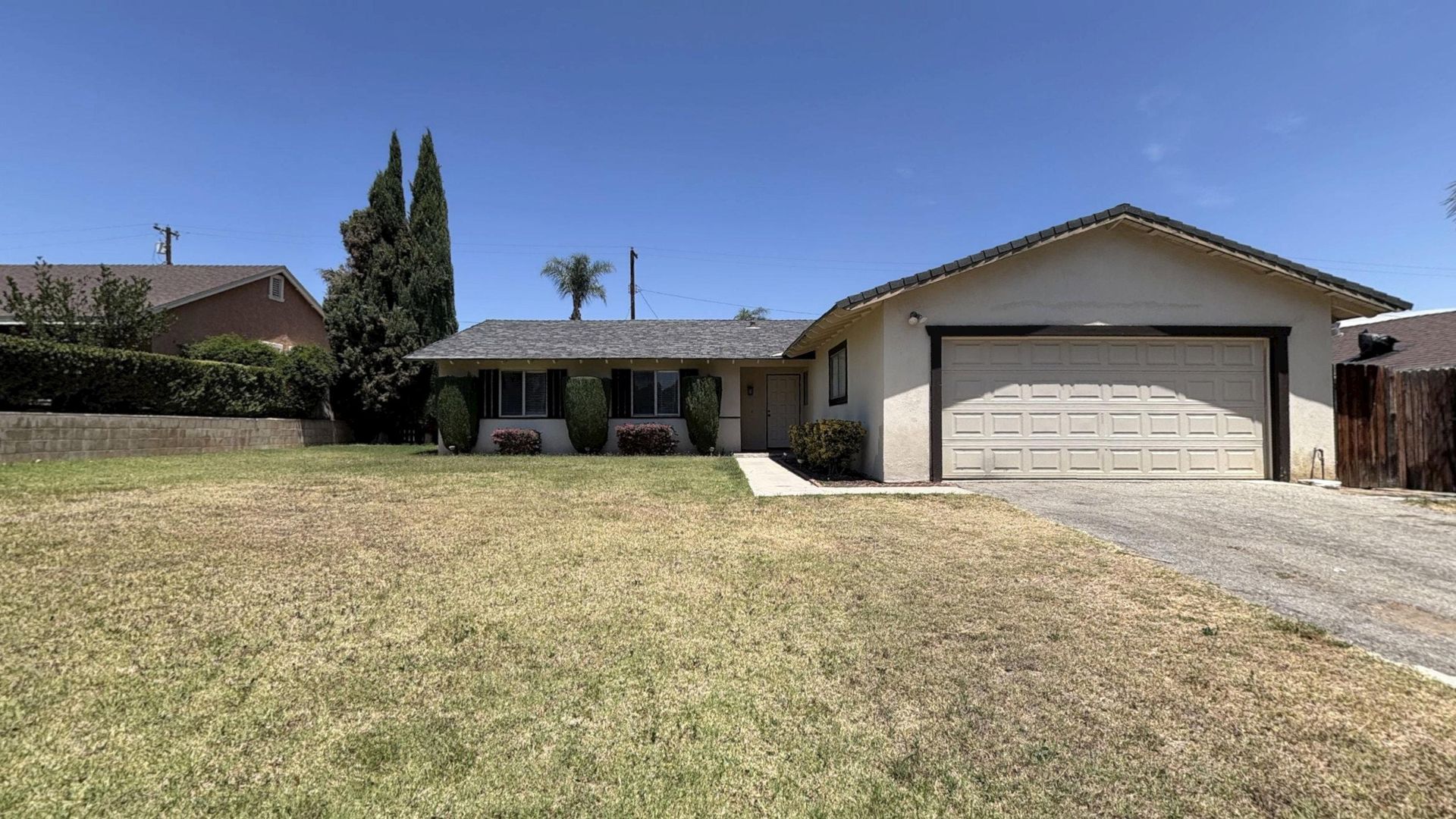 Riverside House: 11231 Reddiford Ct.