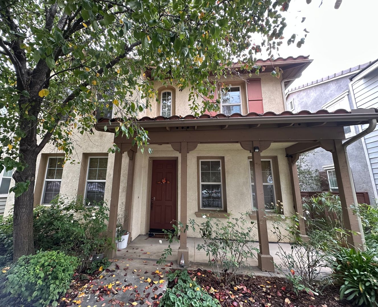 Loma Linda House: 25971 Newport Ave.