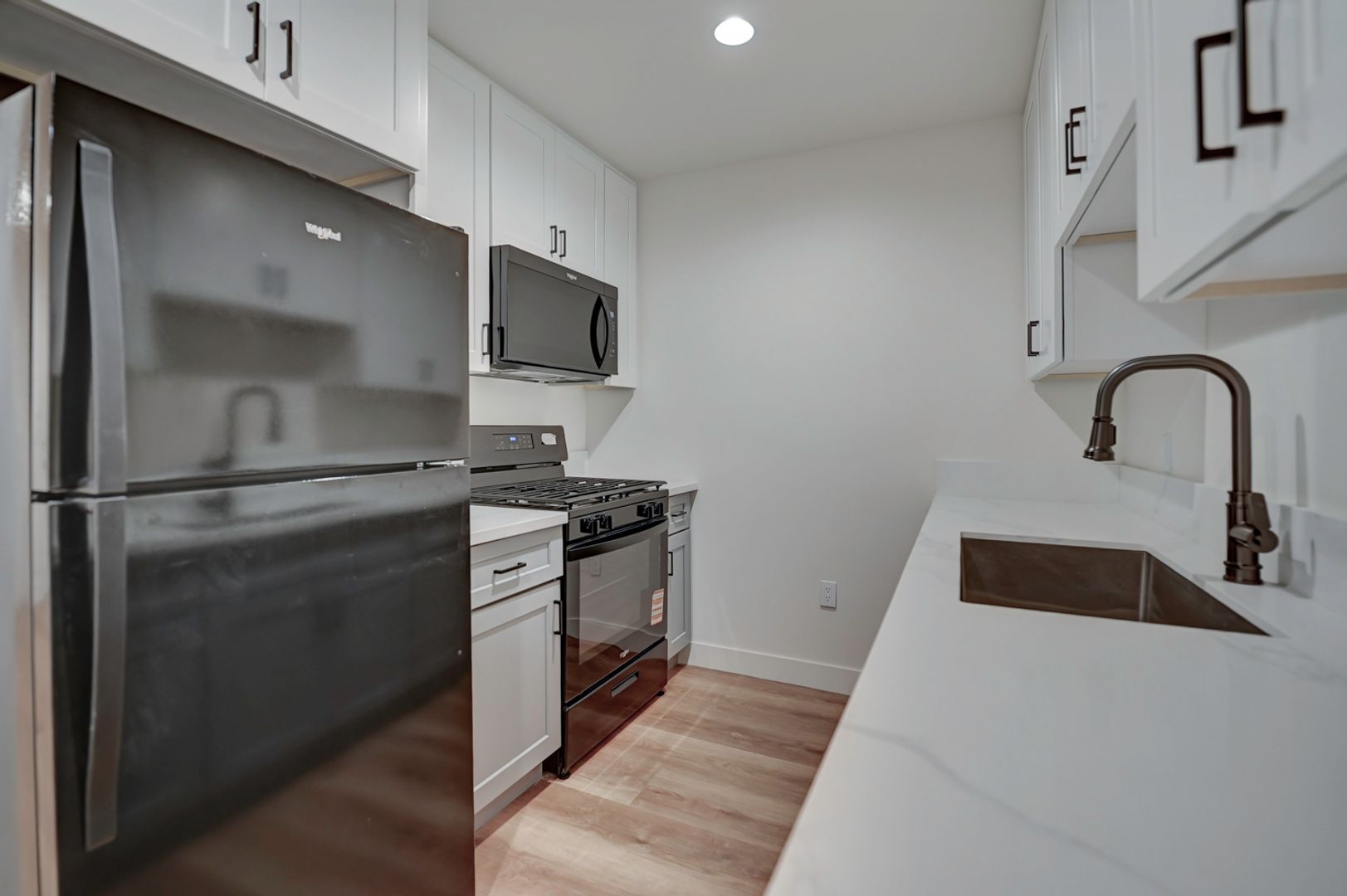 Santa Ana Apartment: 829 N Garfield St