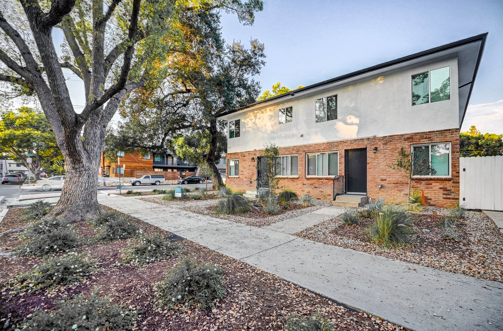 Santa Ana Apartment: 829 N Garfield St