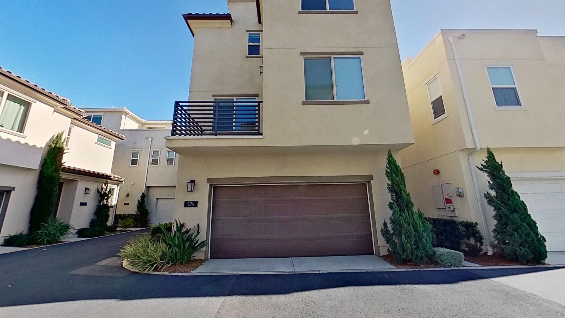 Anaheim House: 574 S Motif St.