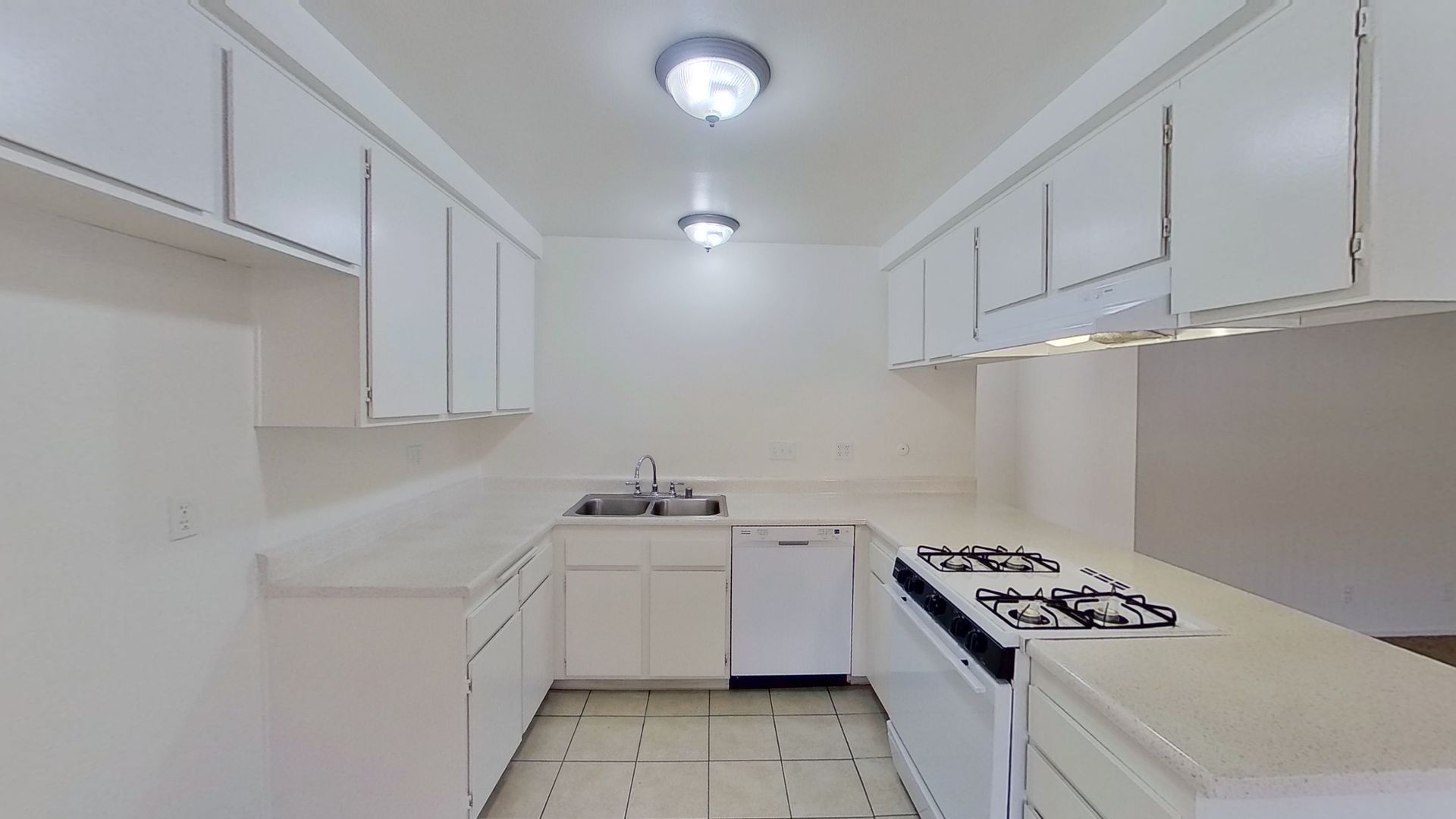 Santa Ana Apartment: 535 N. Tustin Ave