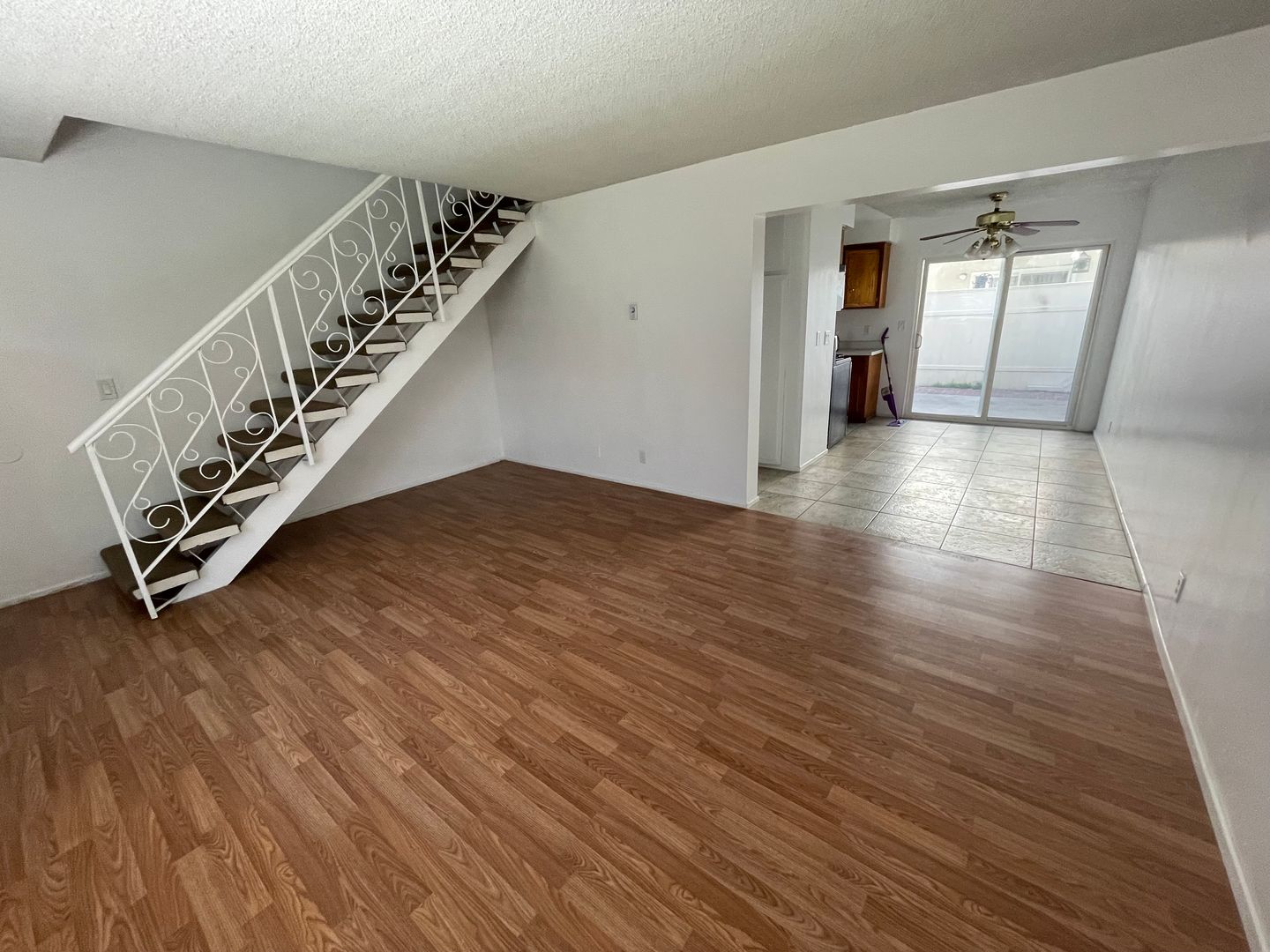 Garden Grove Apartment: 12072 Bailey St
