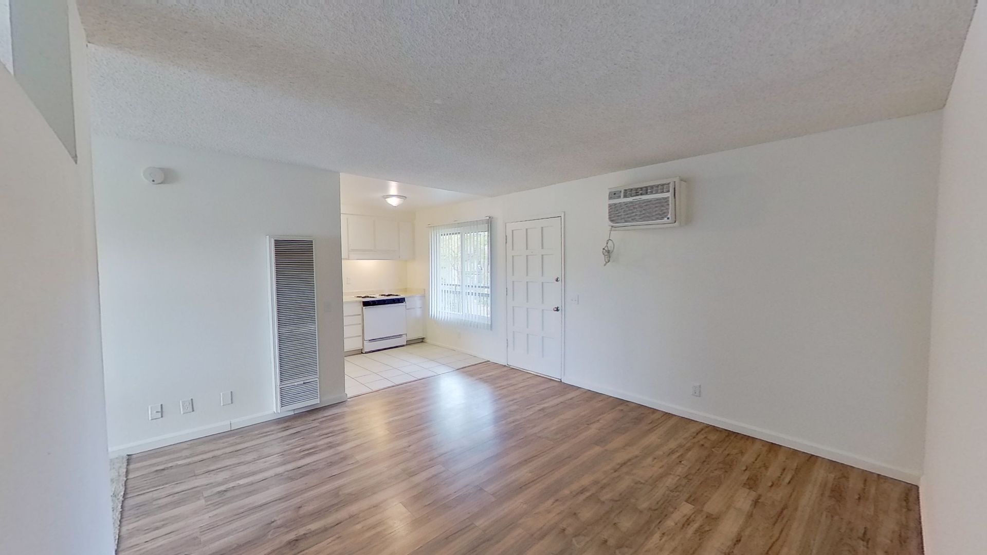Santa Ana Apartment: 591 N. Tustin Ave