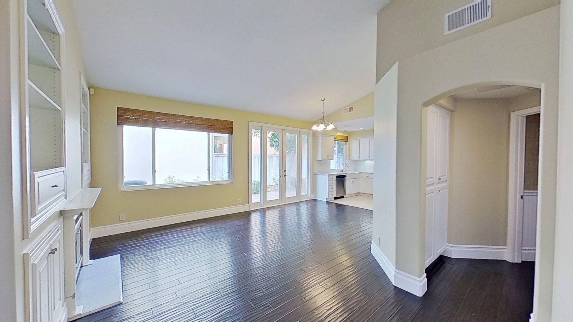Tustin House: 2581 W Ardenwood Ct