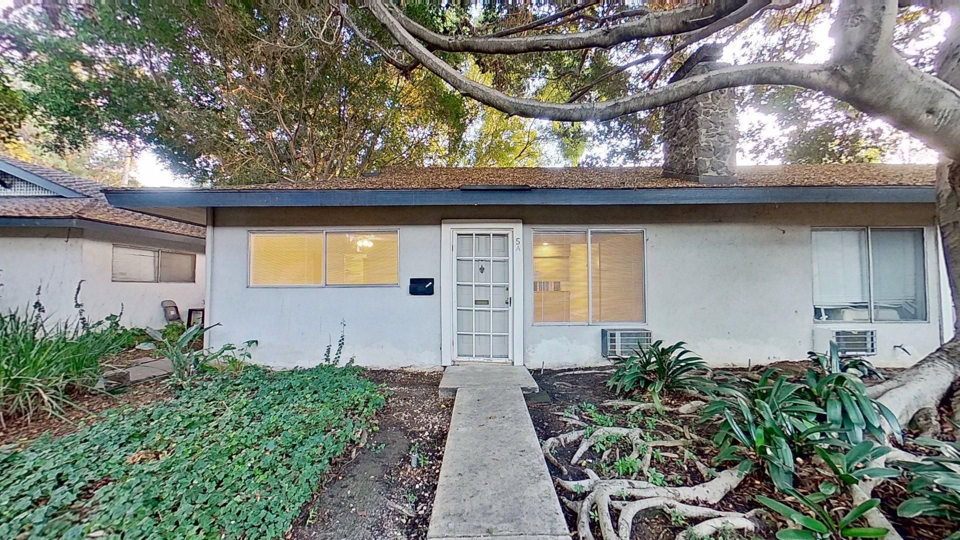 Santa Ana Apartment: 1147 W. Memory Ln