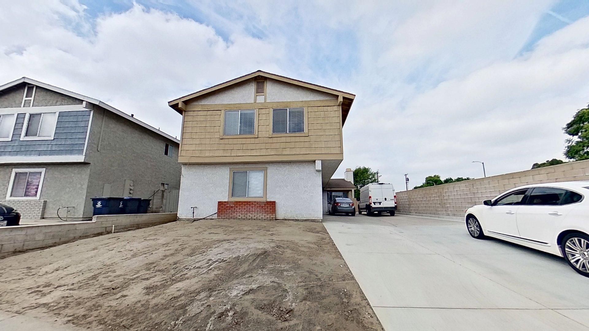 Santa Ana Apartment: 602 South Harmon Street