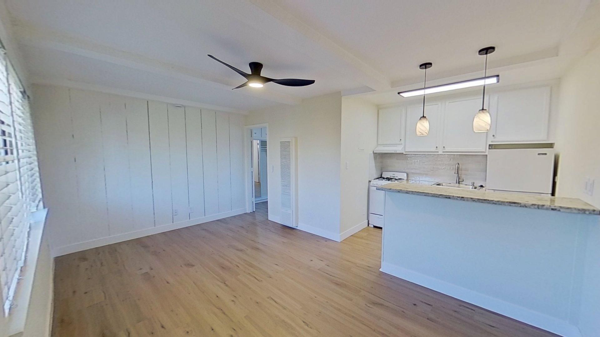 Costa Mesa Apartment: 336 E 20th Street