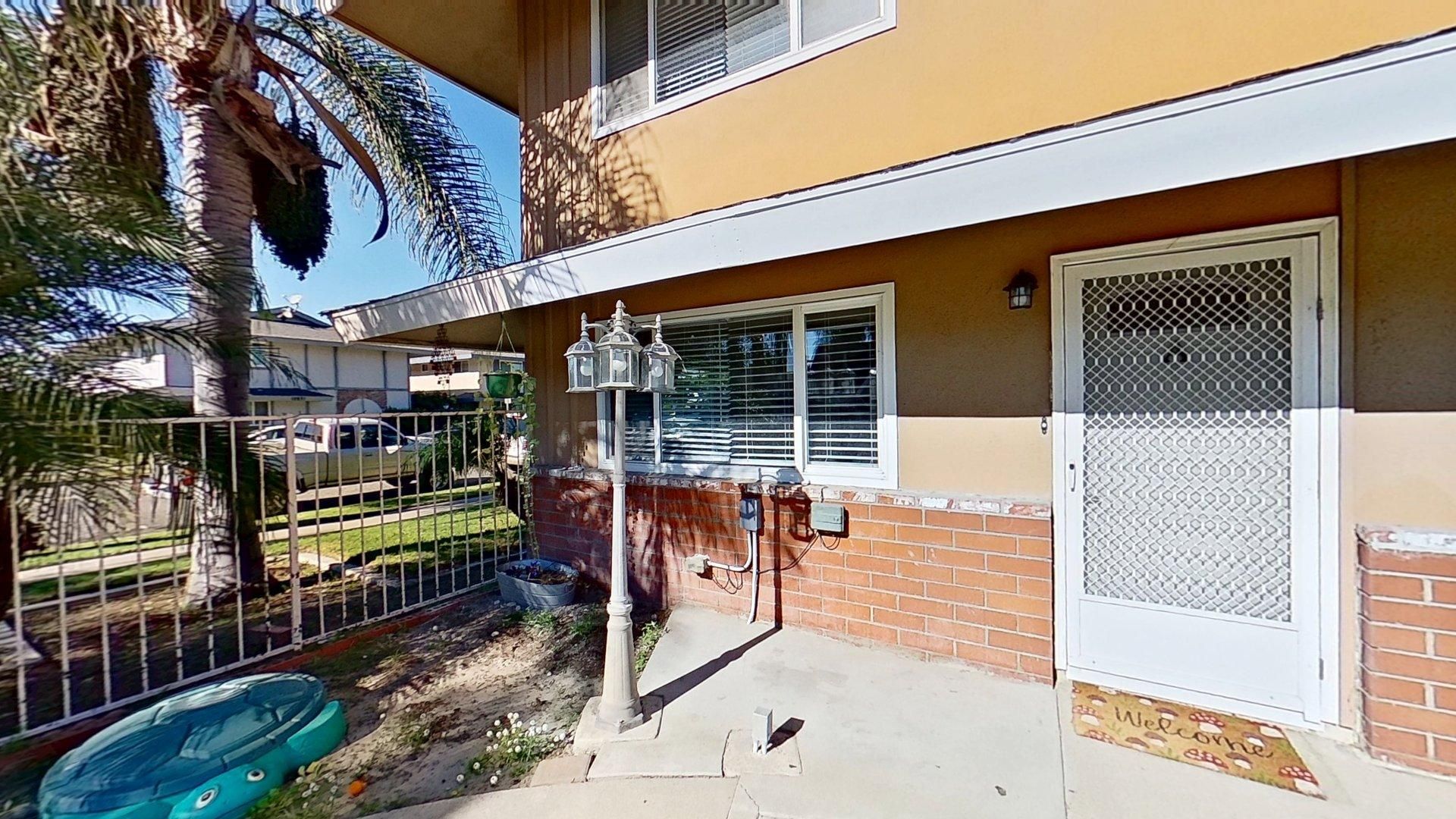 Garden Grove Apartment: 12072 Bailey St