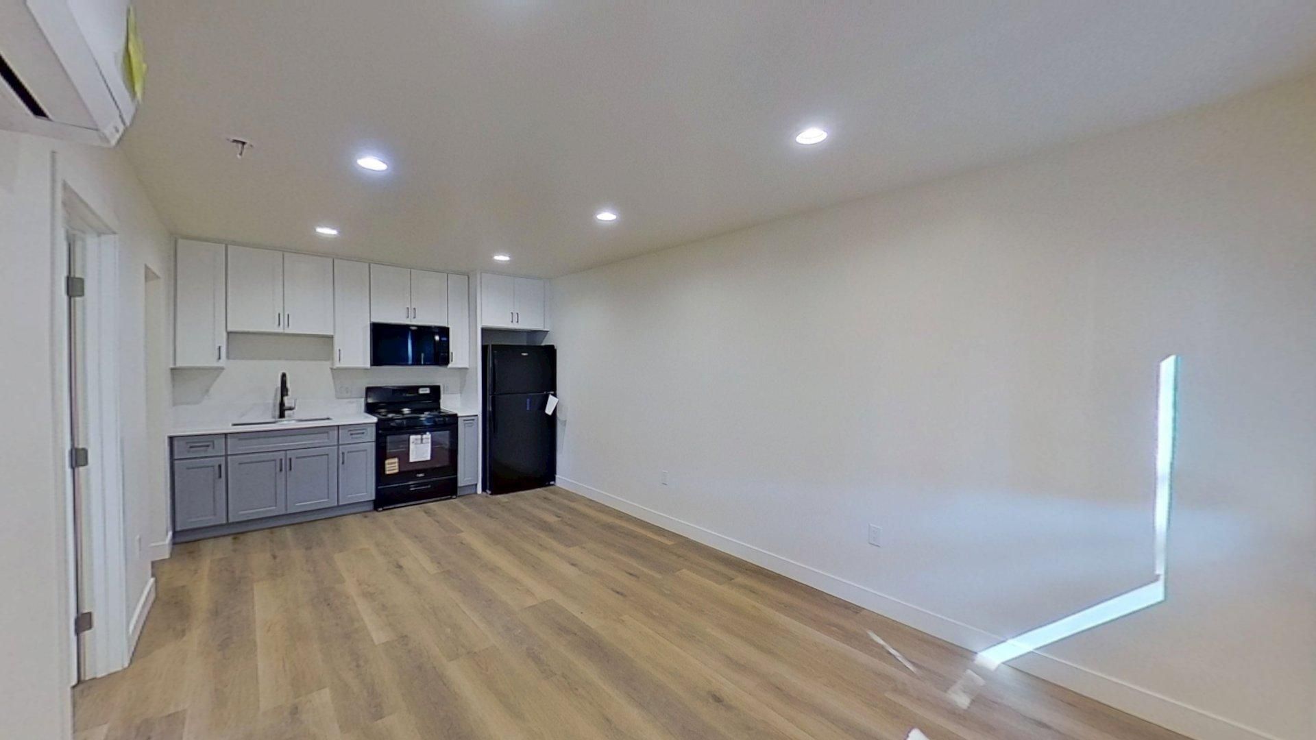 Santa Ana Apartment: 829 N Garfield St