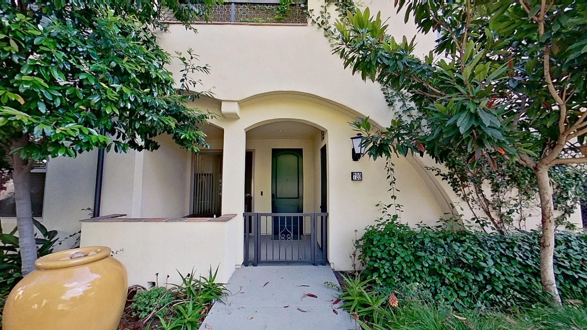 Irvine House: 720 Spring Garden